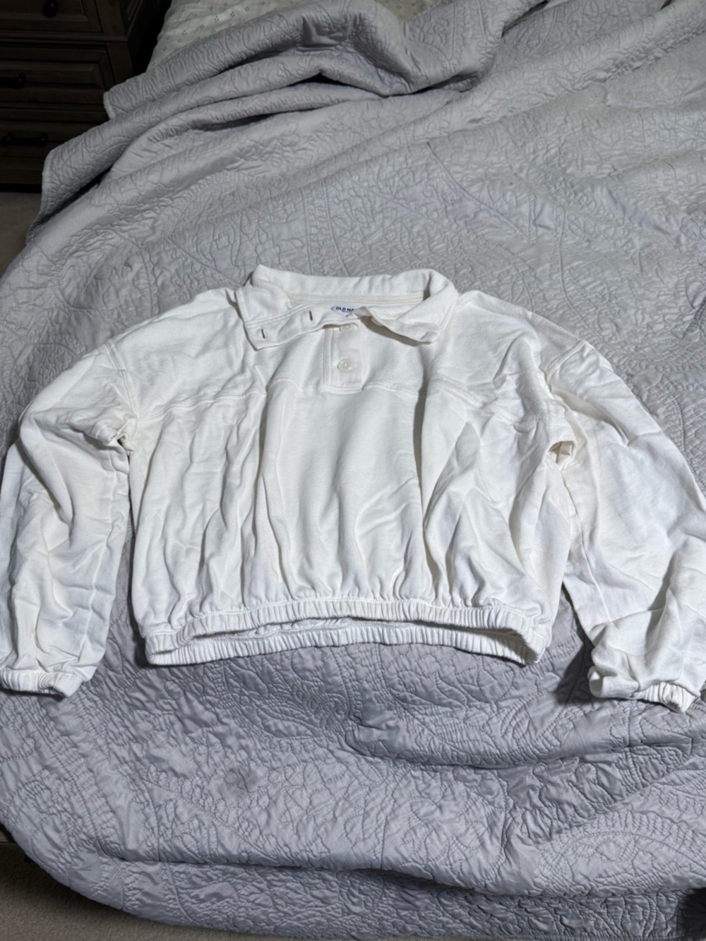 Old Navy White Buttoned Terry Pullover